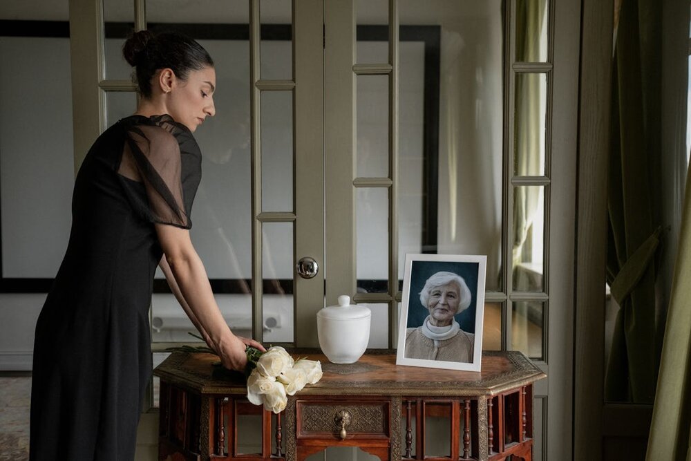 Cremation Urn